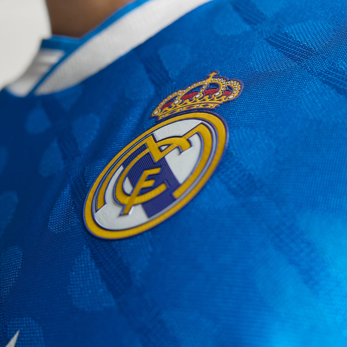 adidas Men's Tchouameni Real Madrid 25/26 Authentic Third Jersey w/ Champions League Patches (Blue)